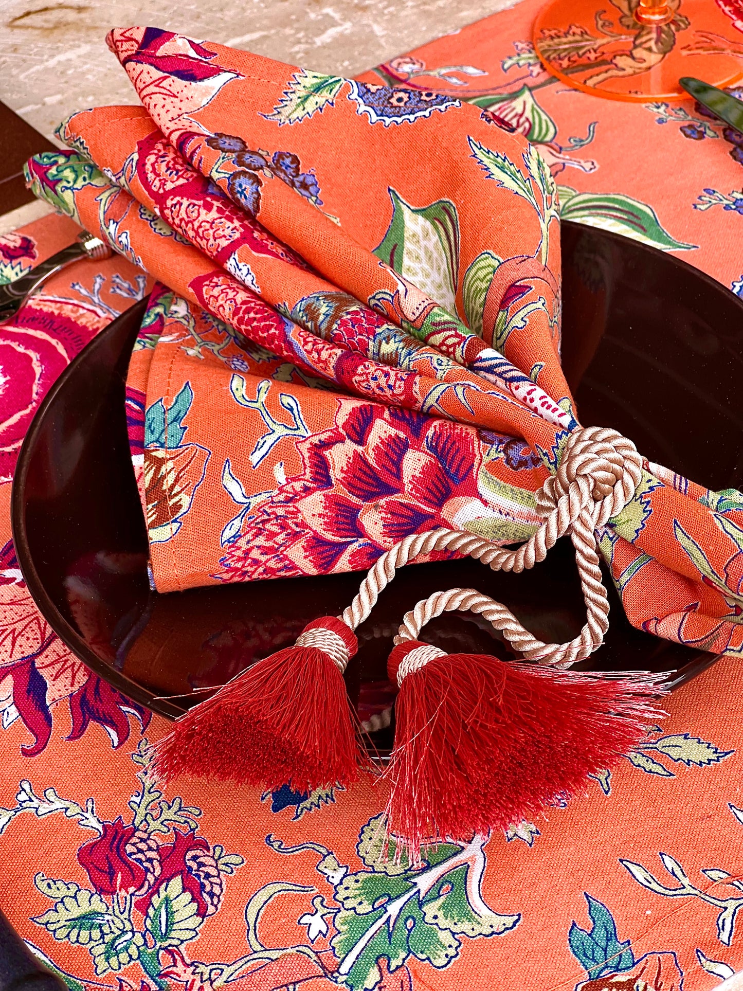 Collezione Indira: variante fiori arancio