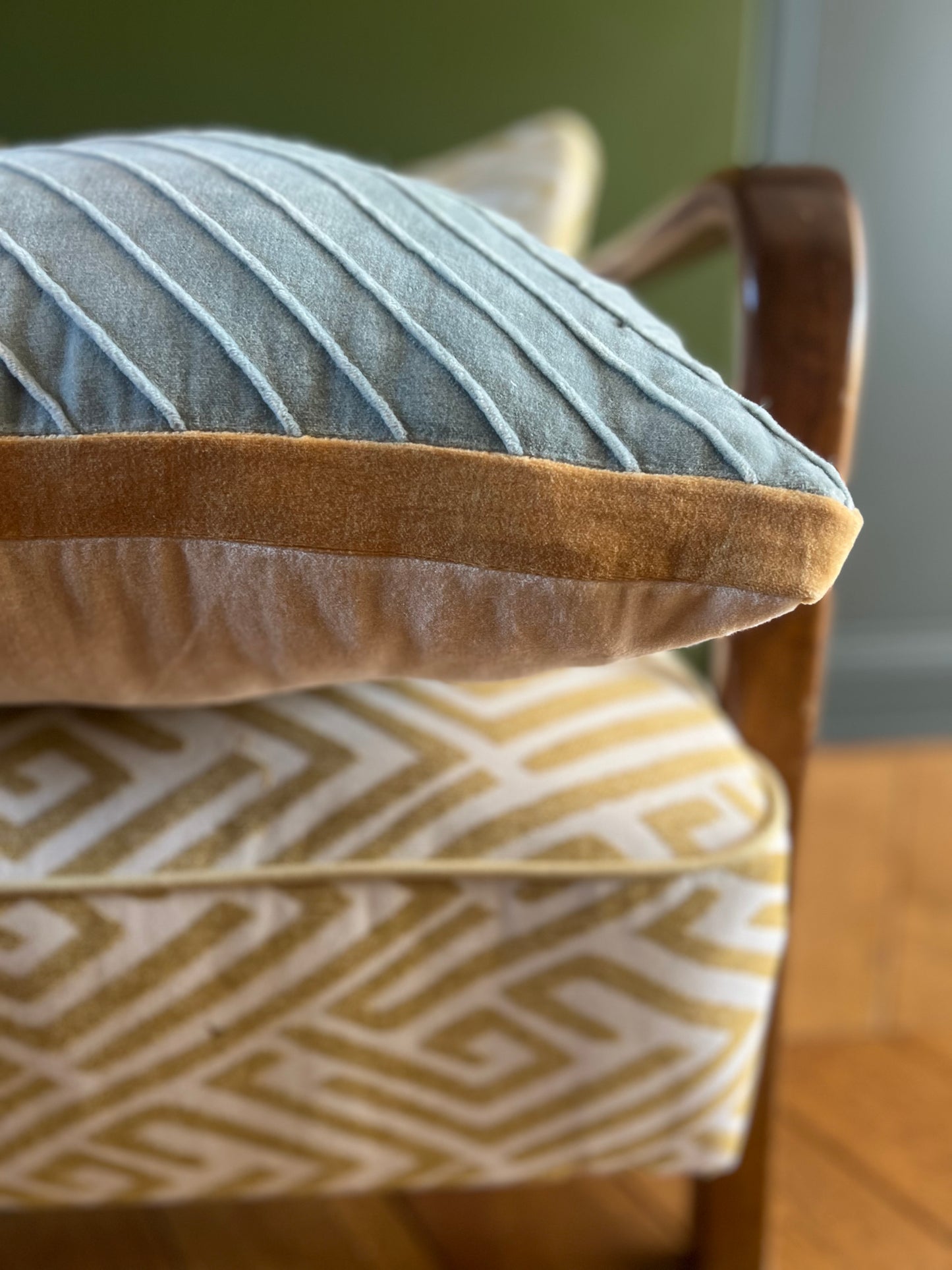 “Checks & stripes” - polvere e crema