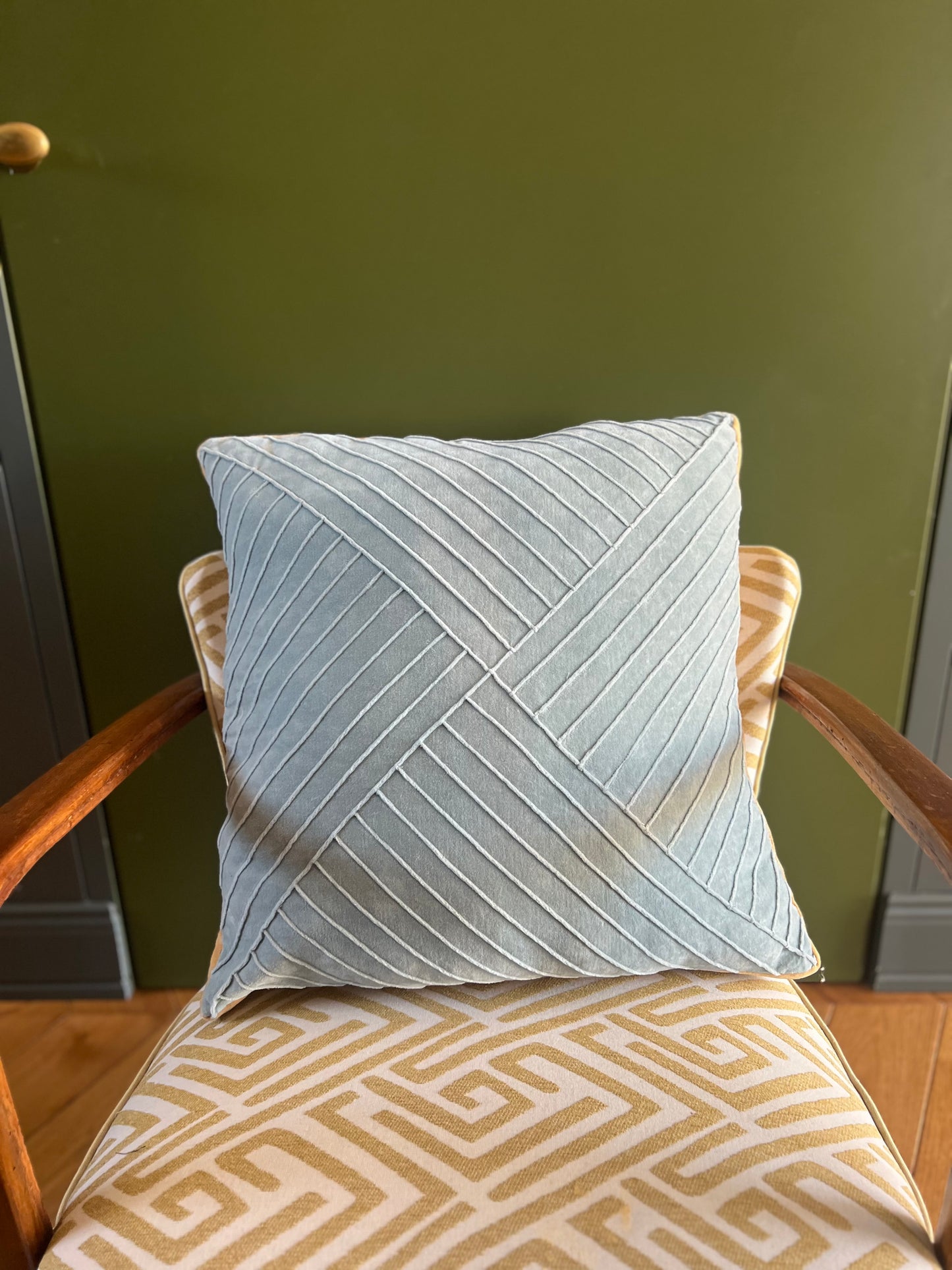 “Checks & stripes” - polvere e crema