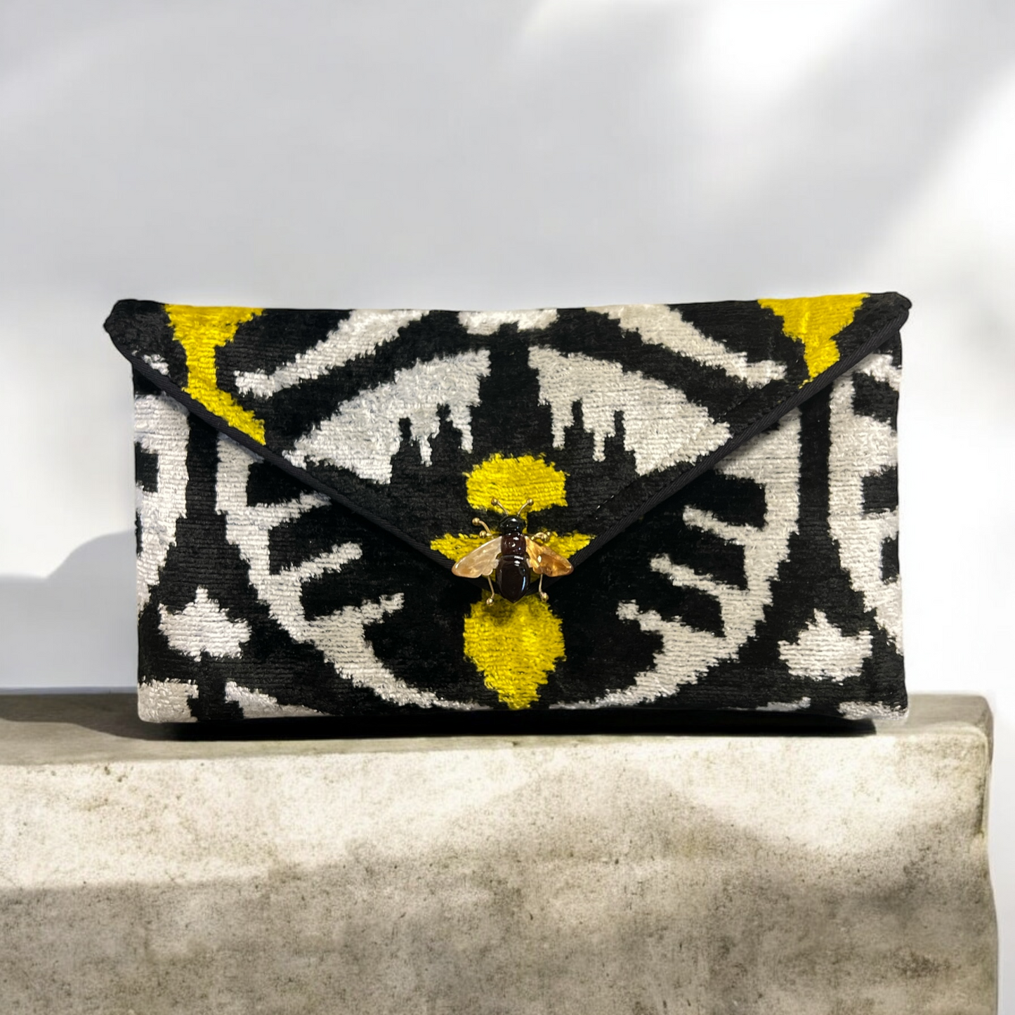 Clutchbag in velluto di seta ikat