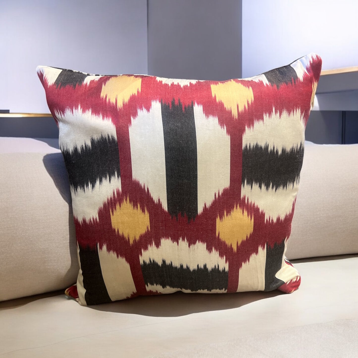 Cuscino in pura seta ikat