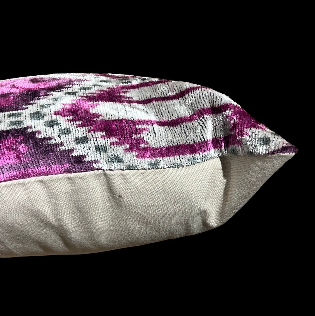 Cuscino in velluto di seta Ikat
