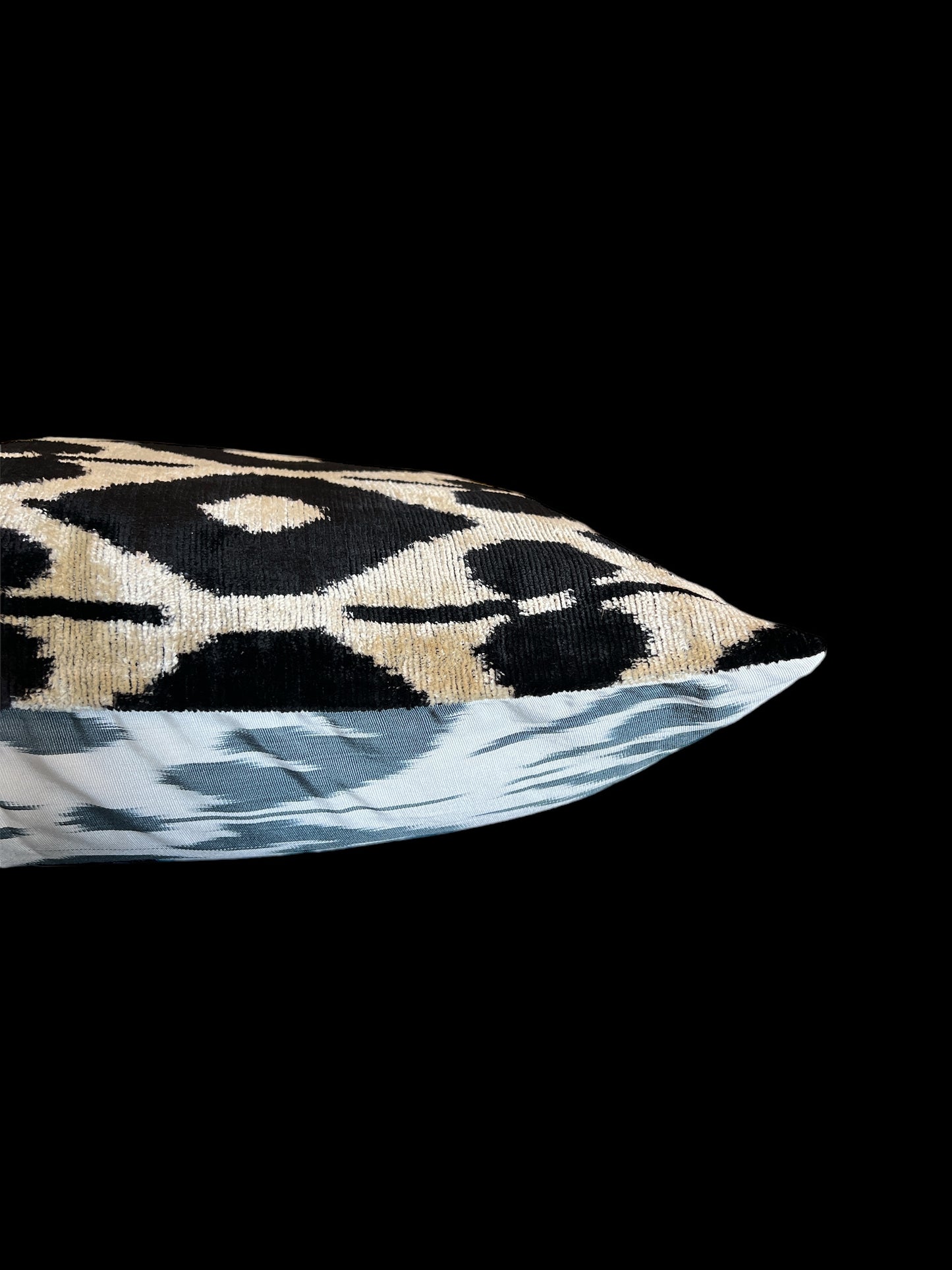 Cuscino in velluto di seta Ikat