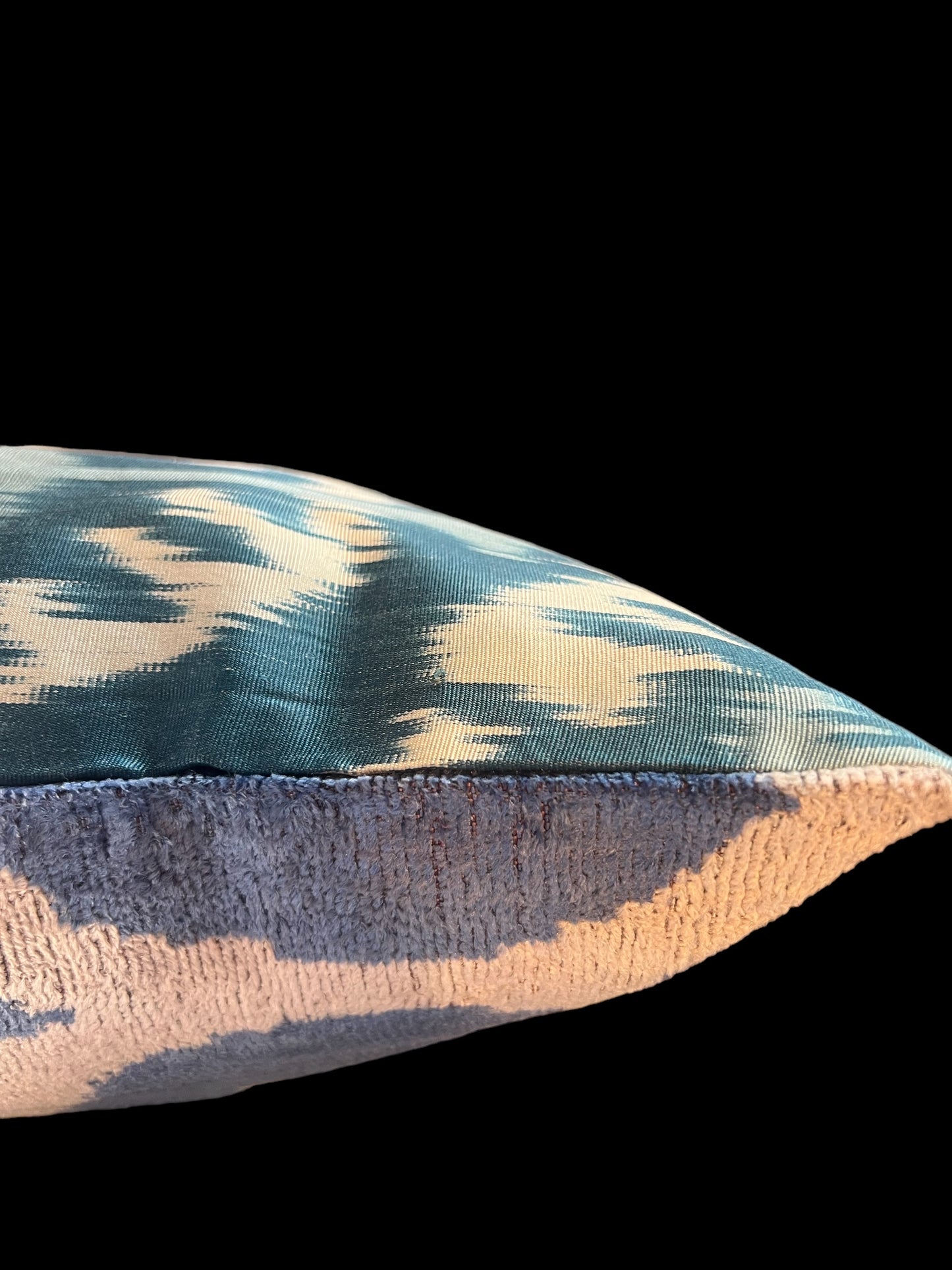 Cuscino in velluto di seta ikat