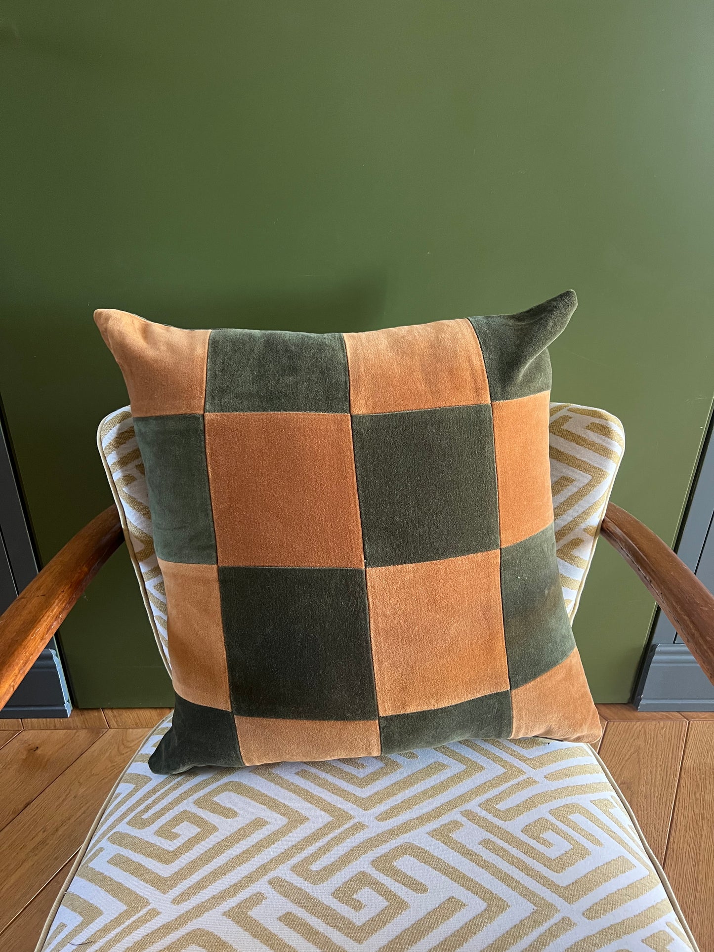 “Checks & stripes” - mostarda e verde militare