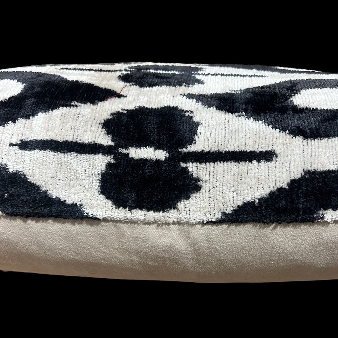 Cuscino in velluto di seta Ikat