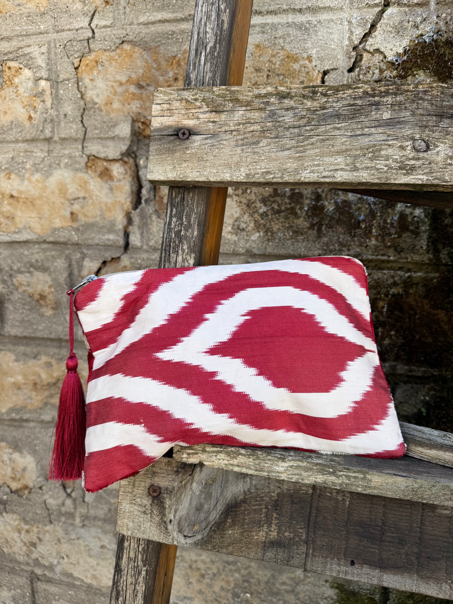 Pochette in velluto ikat