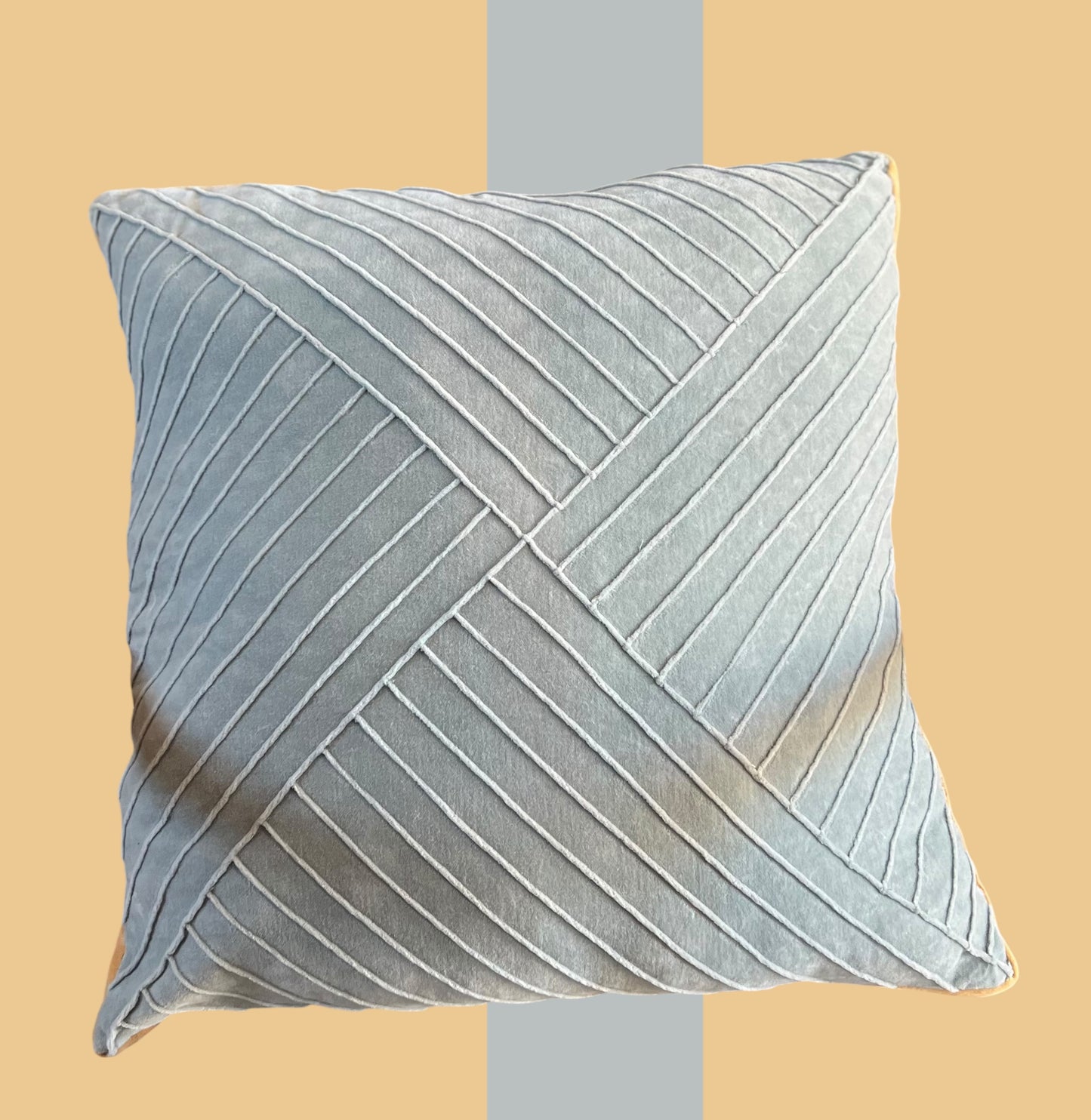 “Checks & stripes” - polvere e crema