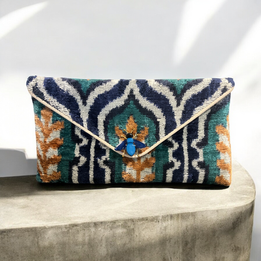 Clutchbag in velluto di seta ikat