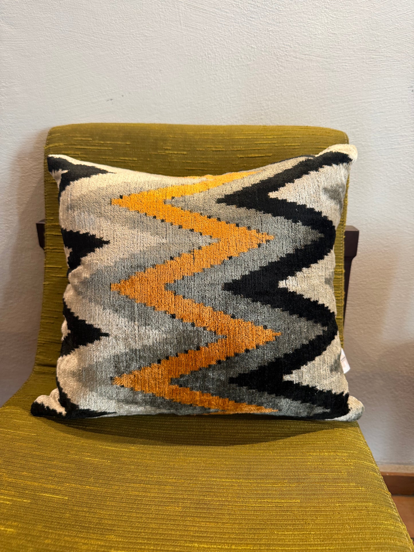 Cuscino in velluto di seta Ikat