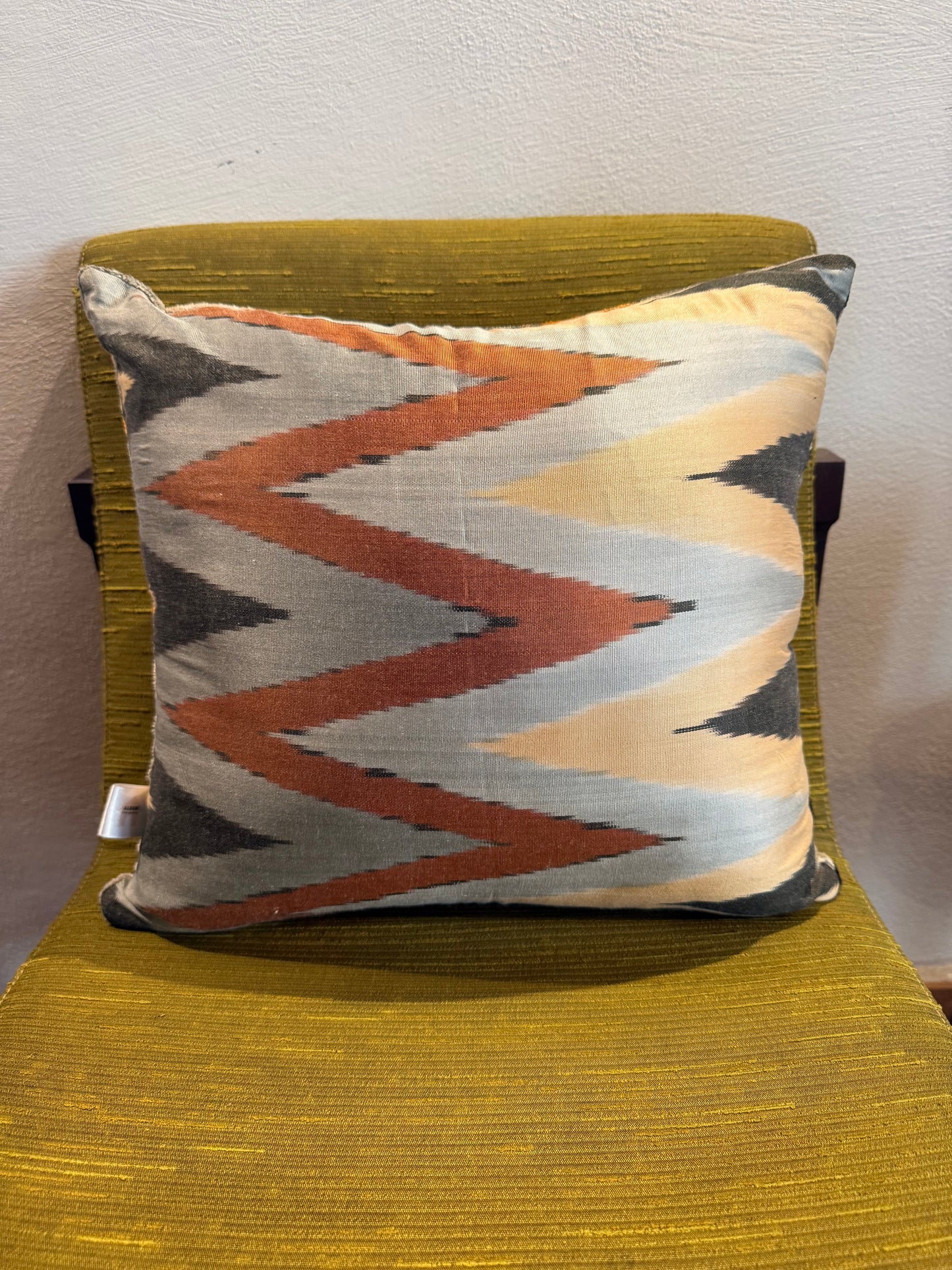 Cuscino in velluto di seta Ikat