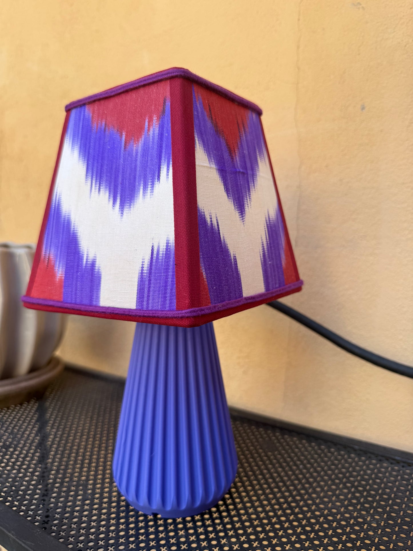 Lampada cordless "Le Mini" viola