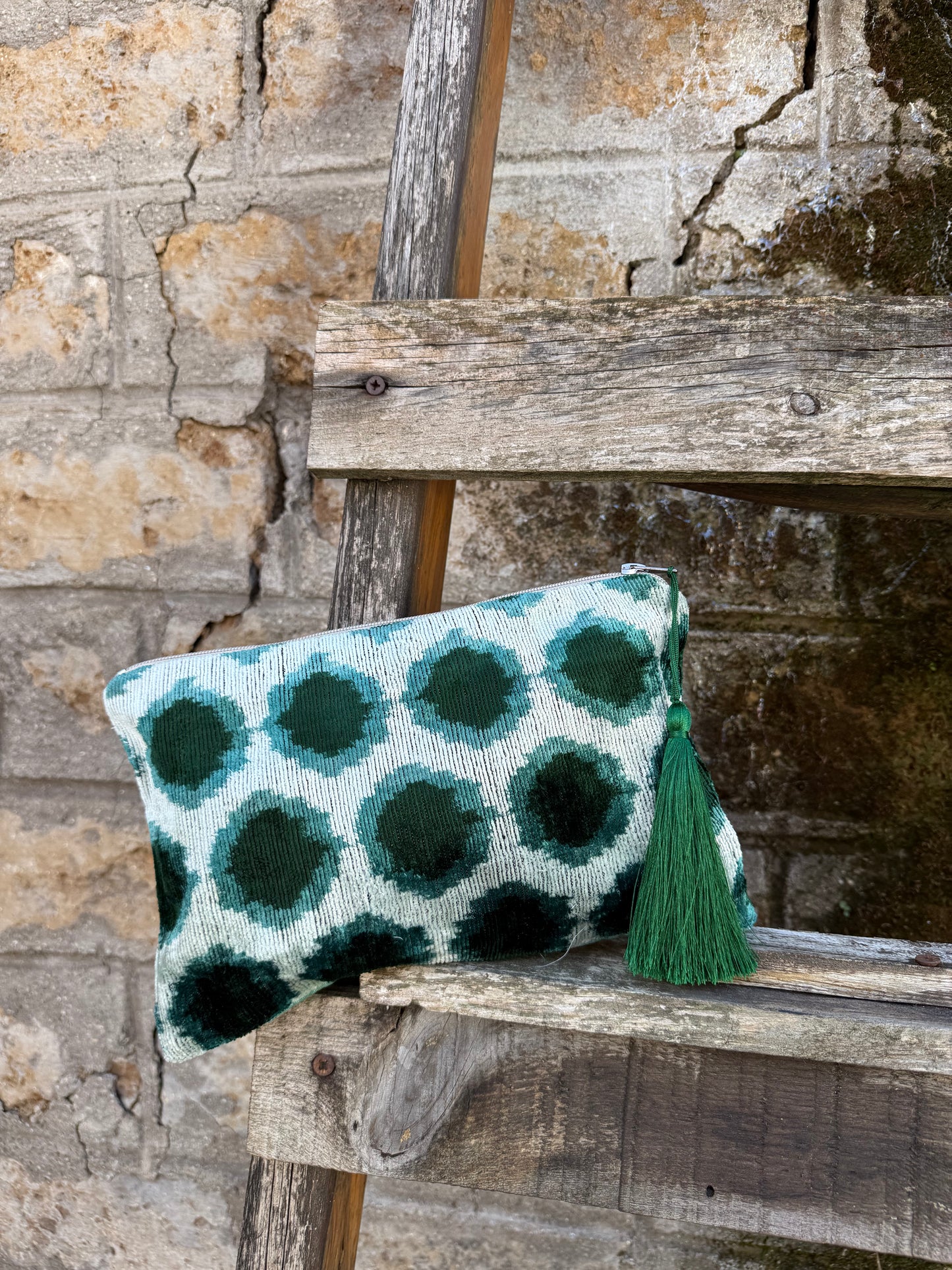 Pochette in velluto ikat